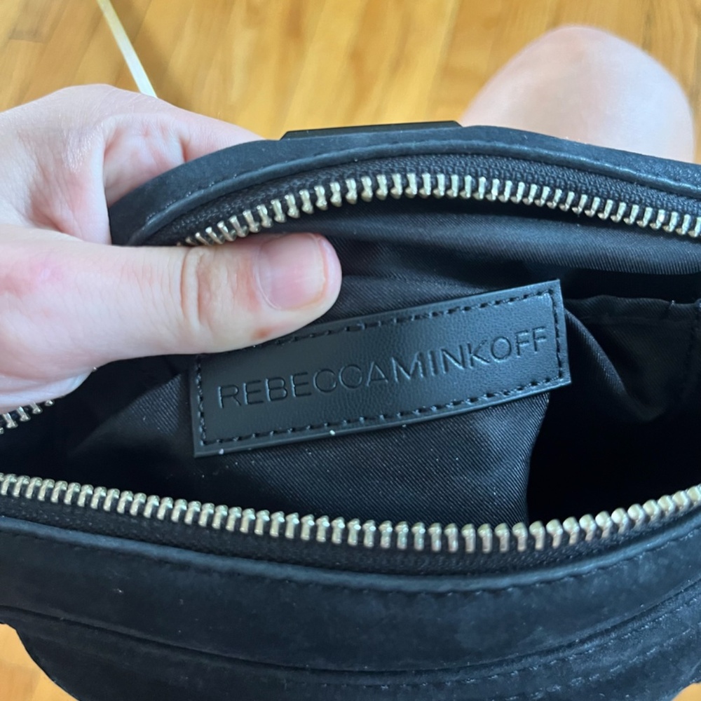 Rebecca Minkoff - Classic Cross Body Bag black on black - Picture 8 of 8
